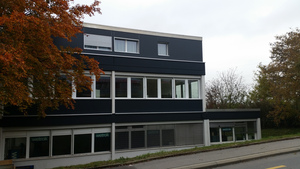 15725887963 8af57af446 k.300x300