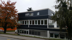 16159644309 86389cd4cc k.300x300